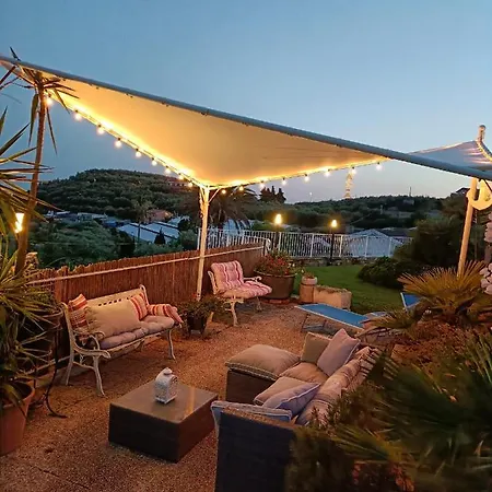 Chez Elle Апартаменты