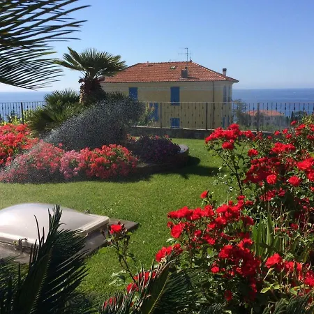 Chez Elle Appartement Imperia